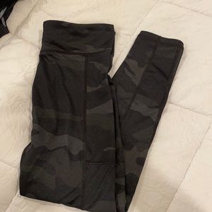 Camo Leggings - Aeropostale